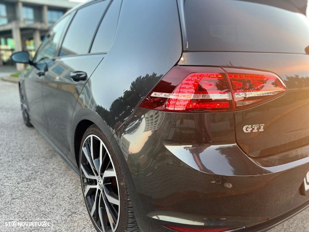 VW Golf 2.0 TSi GTi DSG Performance - 7