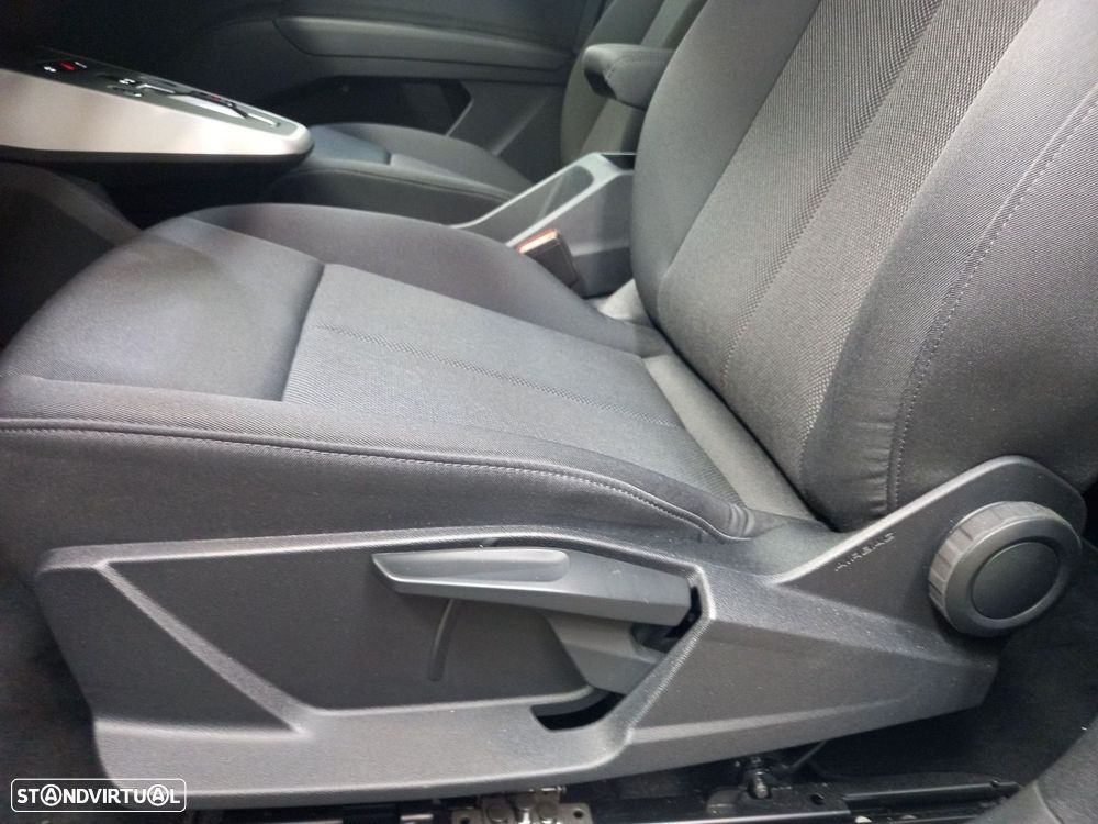 Audi Q4 Sportback e-tron 40 63 kWh SE Business - 8