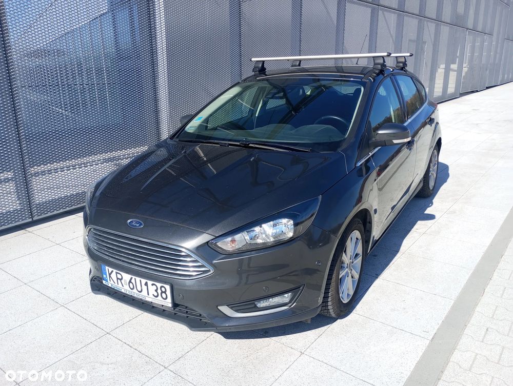 Ford Focus 1.5 EcoBoost Titanium ASS - 3