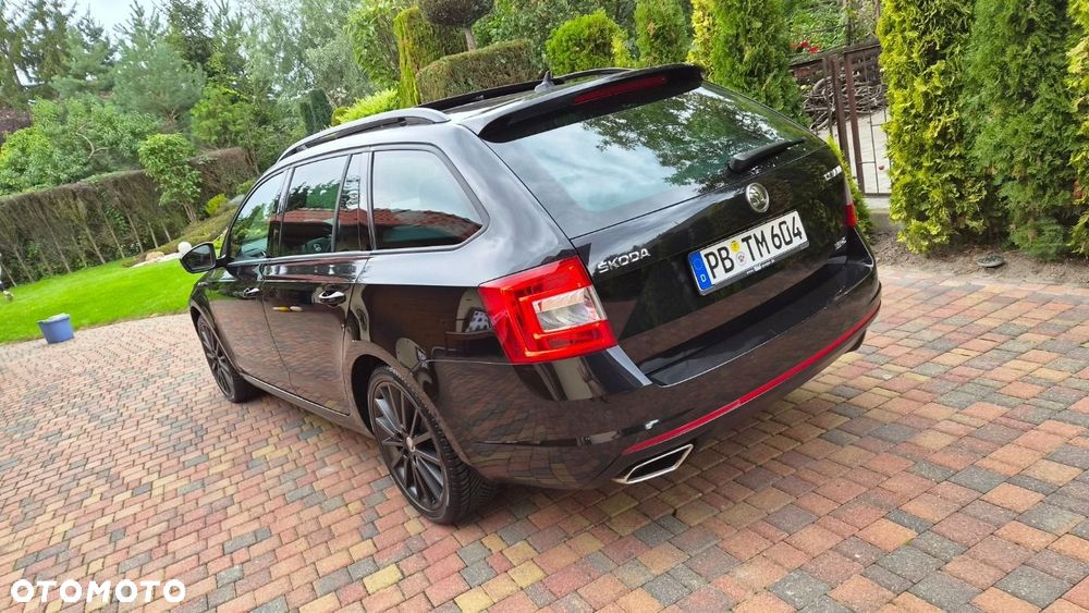 Skoda Octavia 2.0 TDI RS - 10