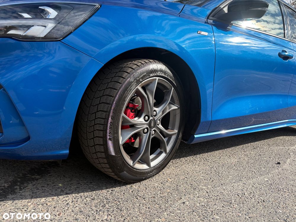 Ford Focus 1.5 EcoBoost ST-Line - 10