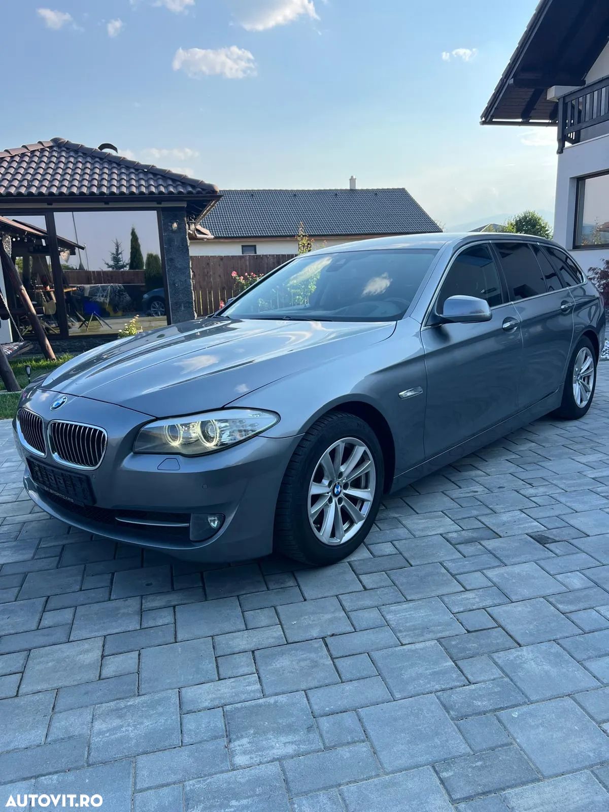 BMW Seria 5 520d - 1
