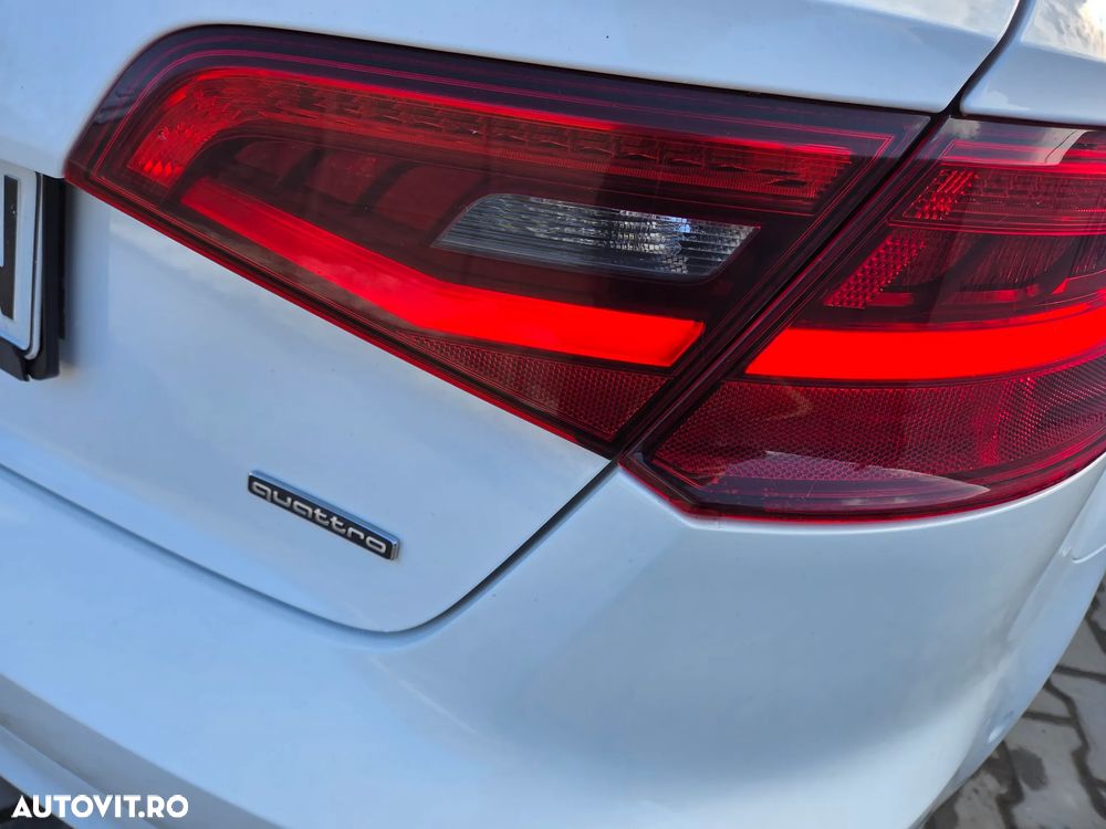 Audi A3 Sportback 2.0 40 TDI S tronic quattro - 10
