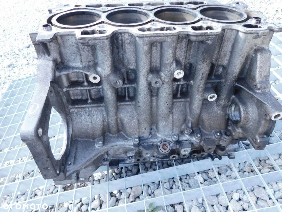 Blok silnika 1.6 D HDI TDCI Euro 4 Peugeot Citroen Volvo Mazda Fiat 90 110 - 4