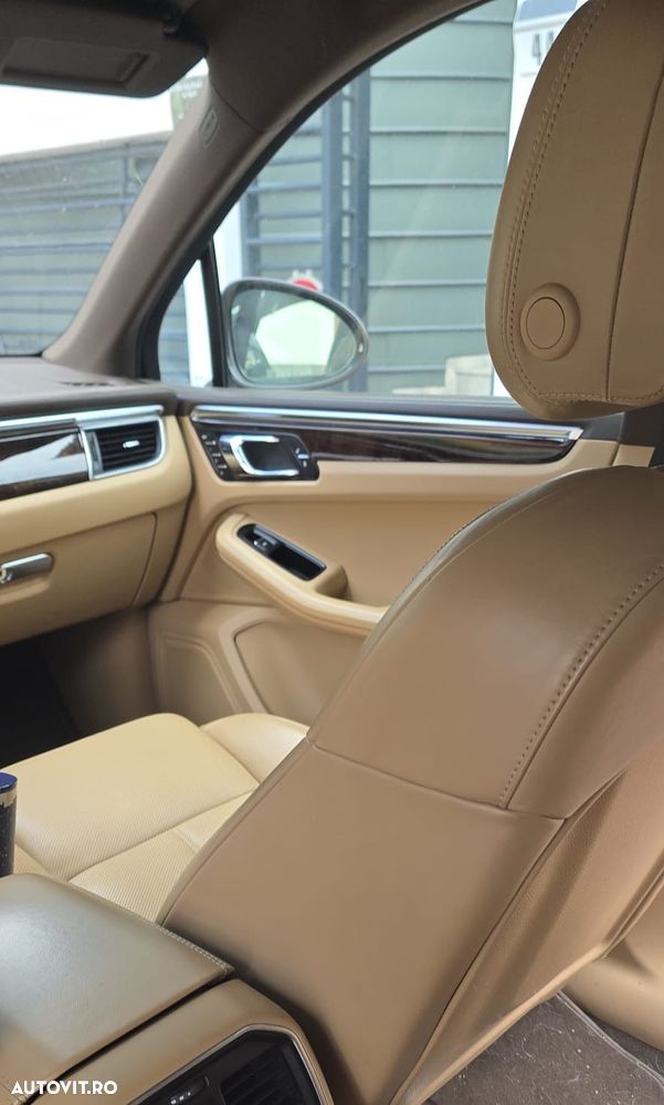 Porsche Macan - 8
