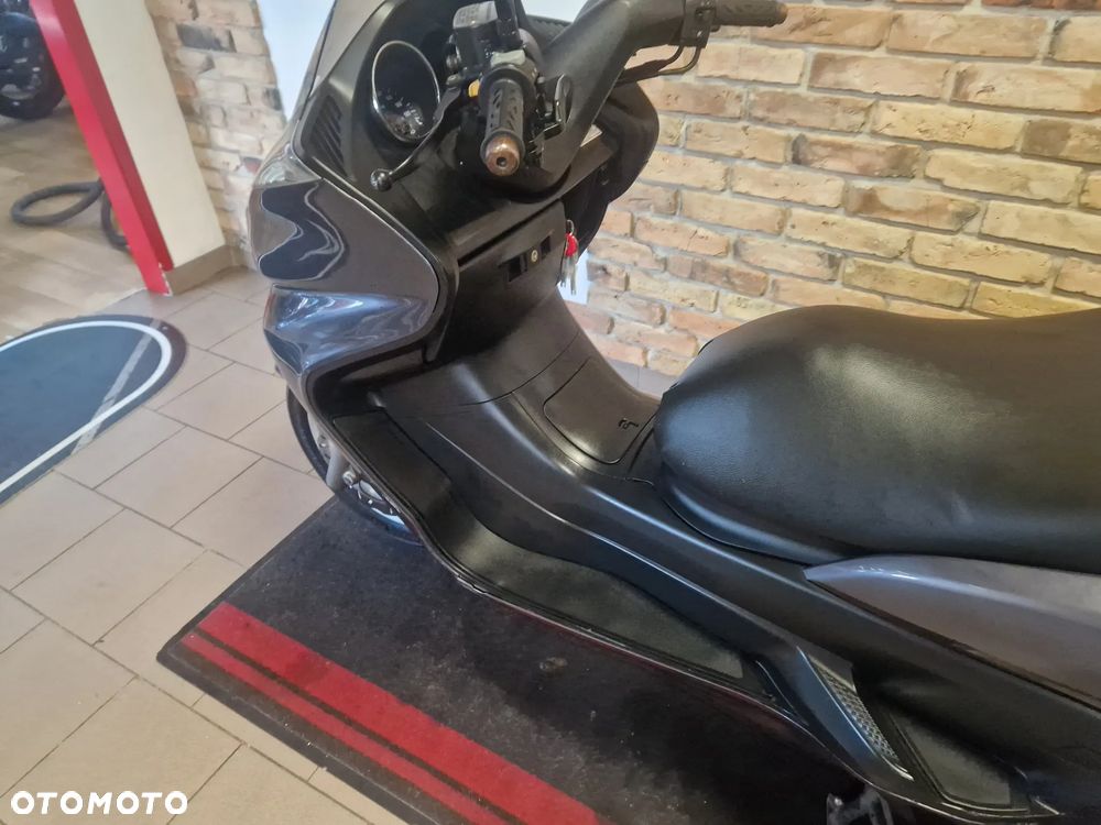 Yamaha Majesty - 28