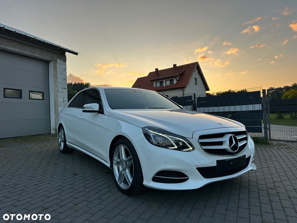 Mercedes-Benz Klasa E 220 CDI BlueEff Avantgarde - 27