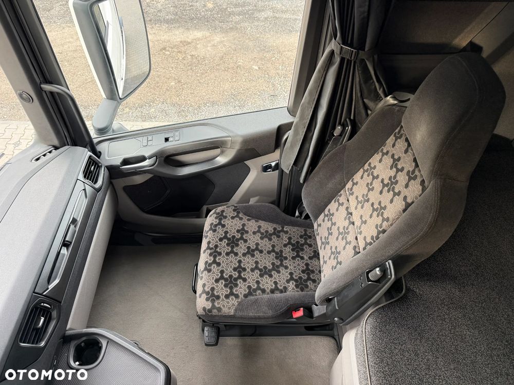 Scania S460/KLIMA P./RETARDER/NAVI/FULL LED/SPROWADZONA /1200 L - 28