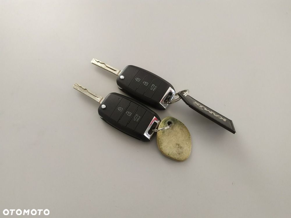 Kia Rio 1.2 Business Line Plus - 23