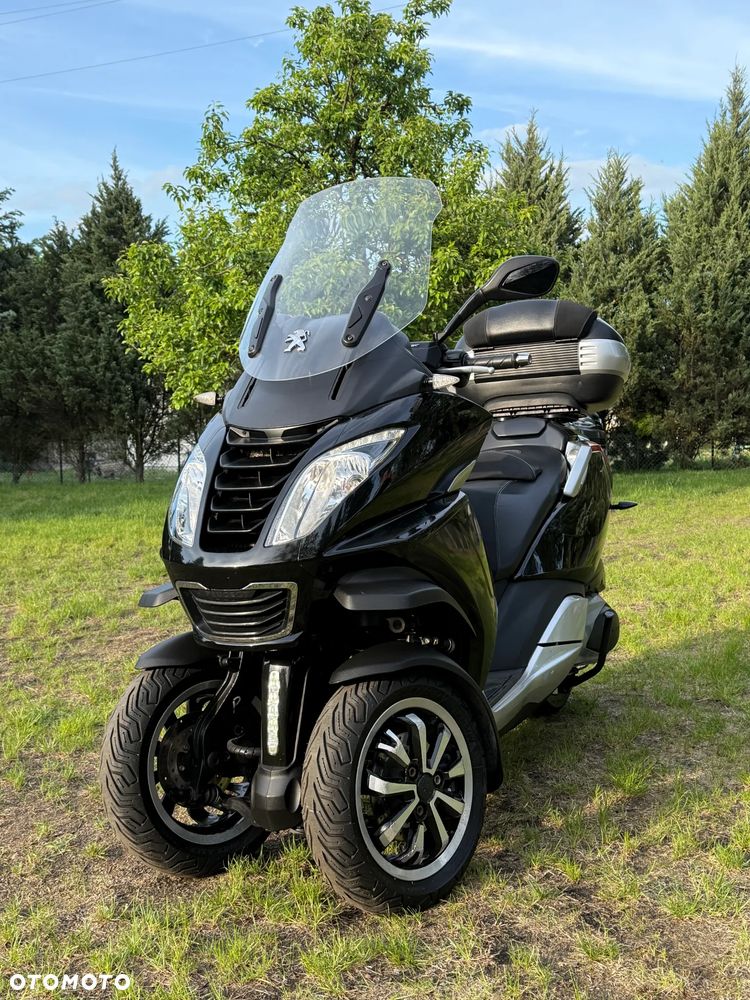 Peugeot Metropolis - 2