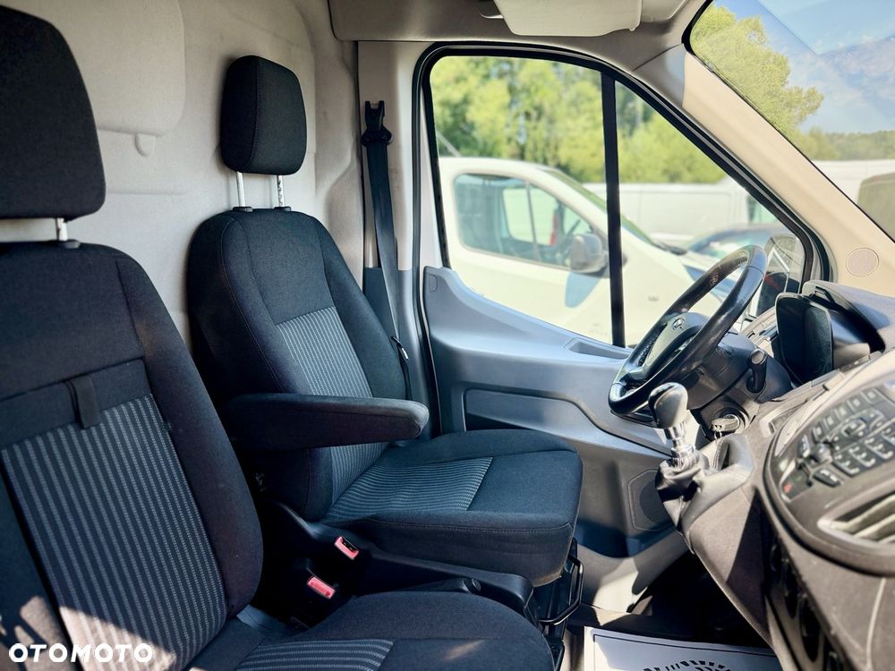 Ford Transit - 10