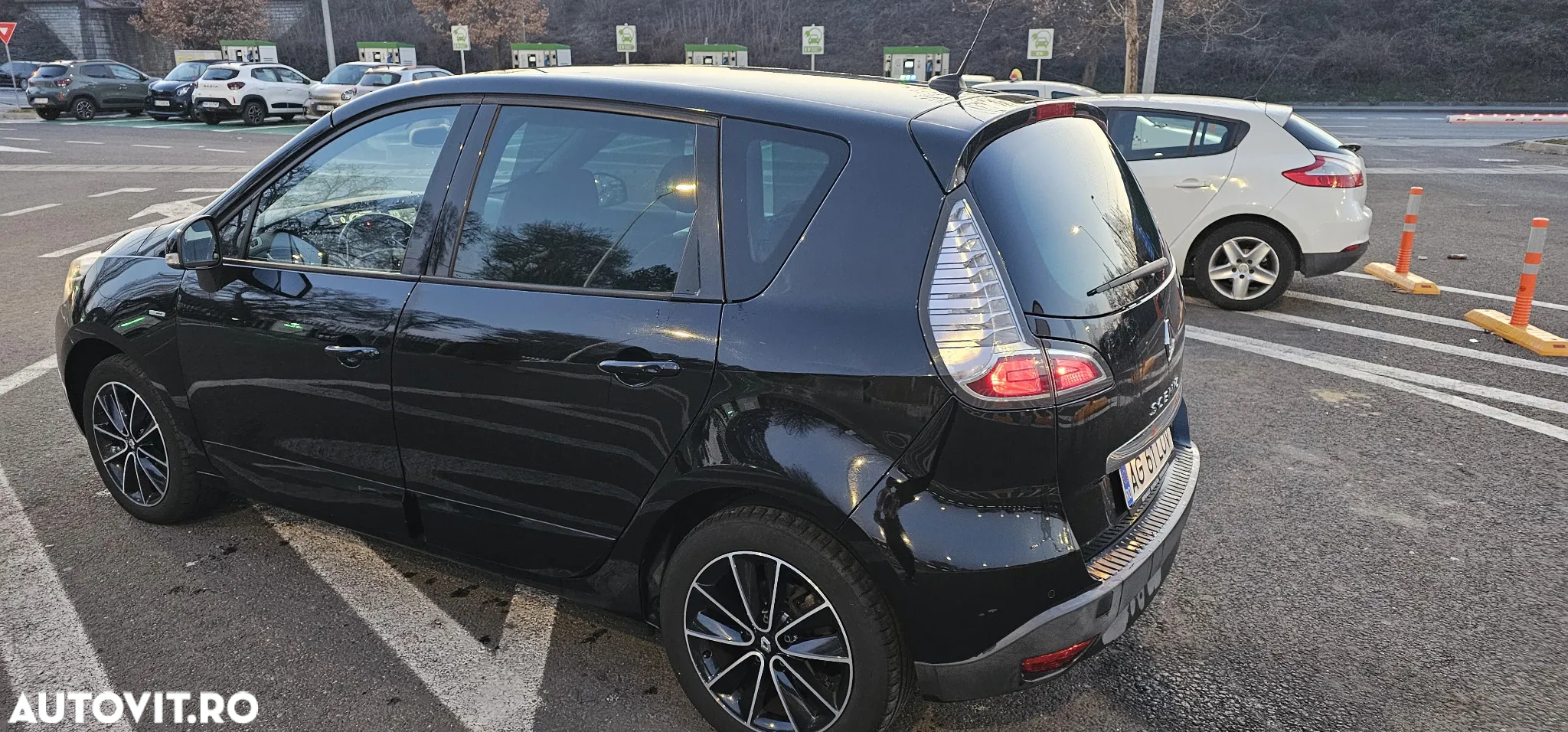 Renault Scenic ENERGY TCe 130 BOSE EDITION - 13