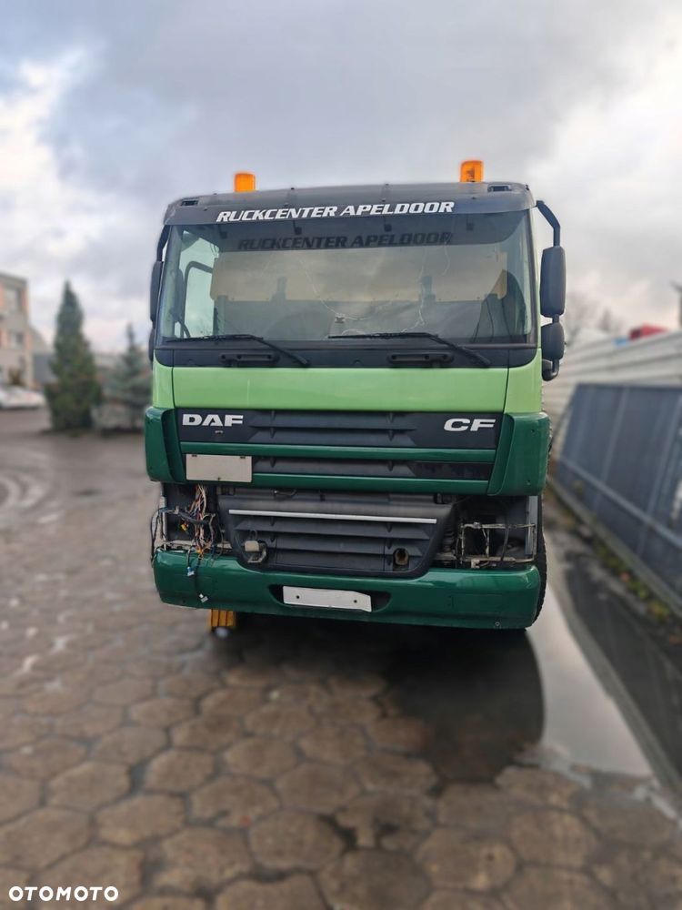 KABINA + MASKA DAF CF 85 EUROPA - 3