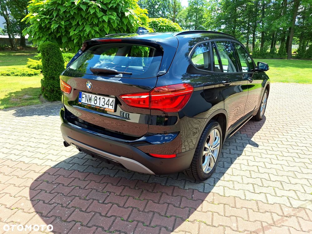 BMW X1 xDrive18d Sport Line - 5