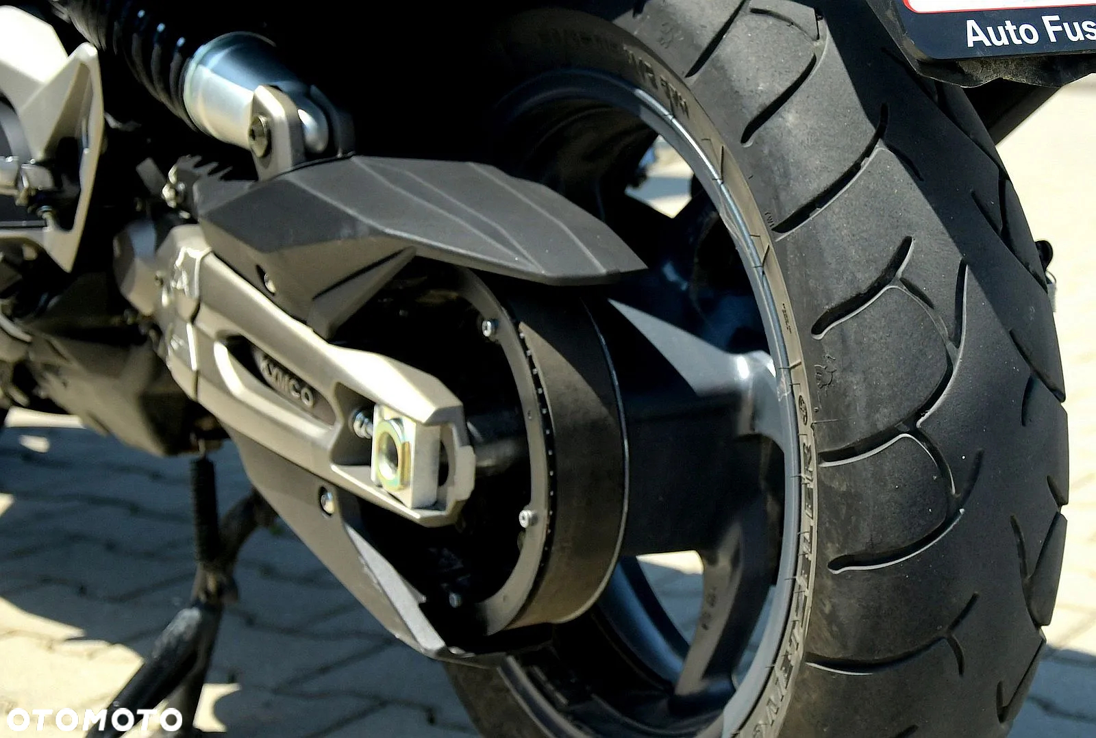 Kymco AK 550 - 13