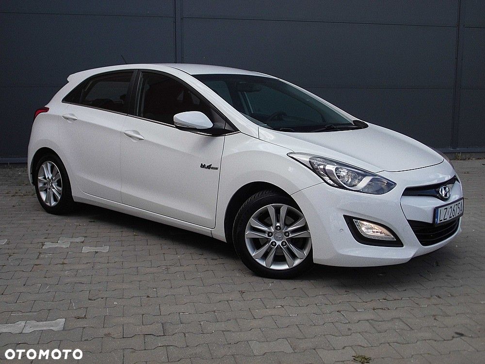 Hyundai i30 1.6 CRDi Fifa World Cup Edition - 9