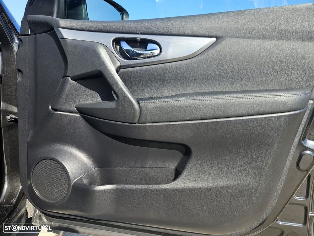 Nissan Qashqai 1.3 DIG-T N-Connecta LED+SKY - 49