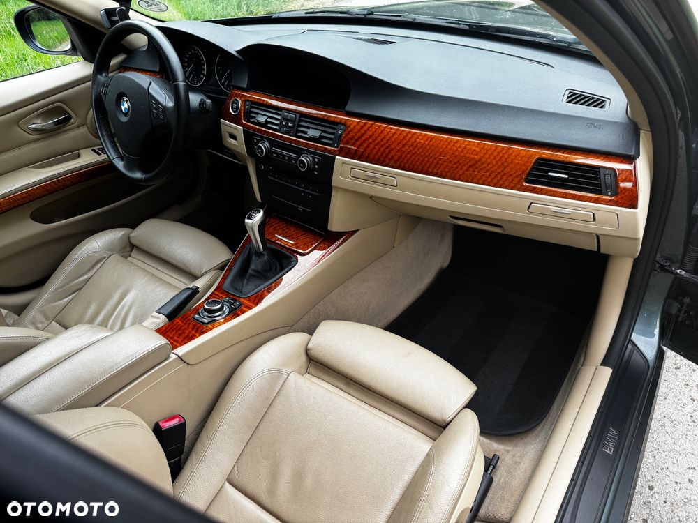 BMW Seria 3 320d DPF - 19