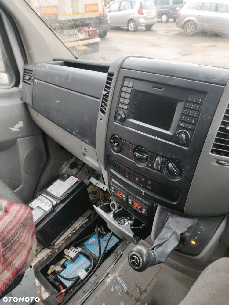 Mercedes-Benz Sprinter - 34