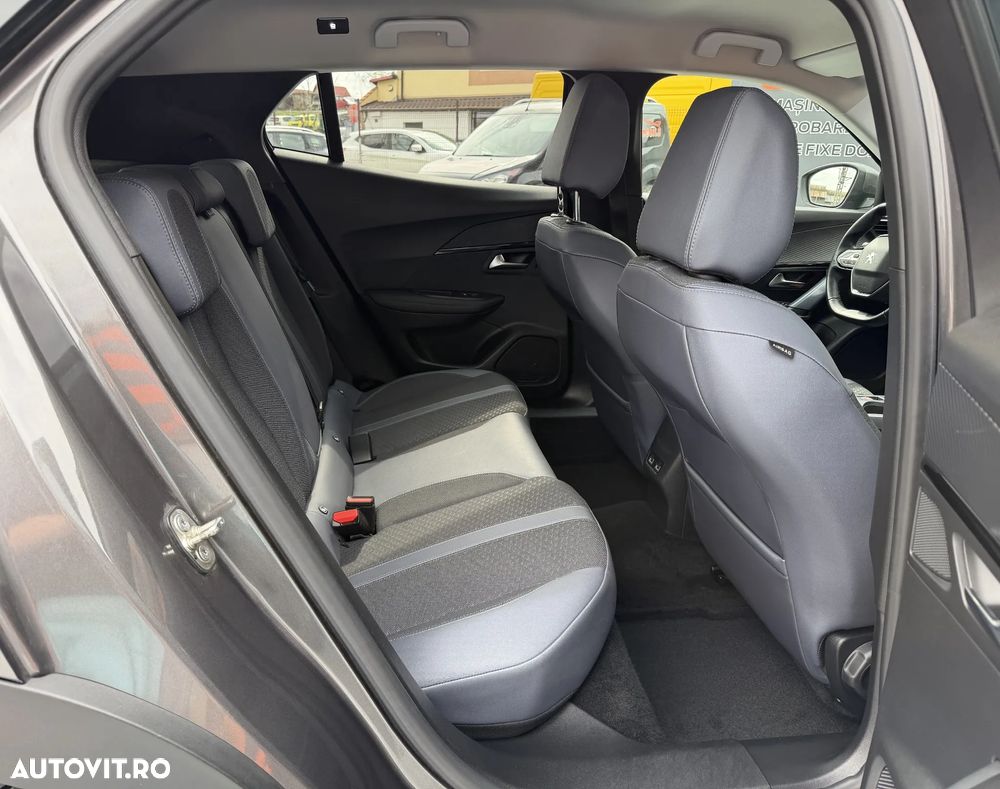 Peugeot 2008 BlueHDi 130 EAT8 Allure - 9