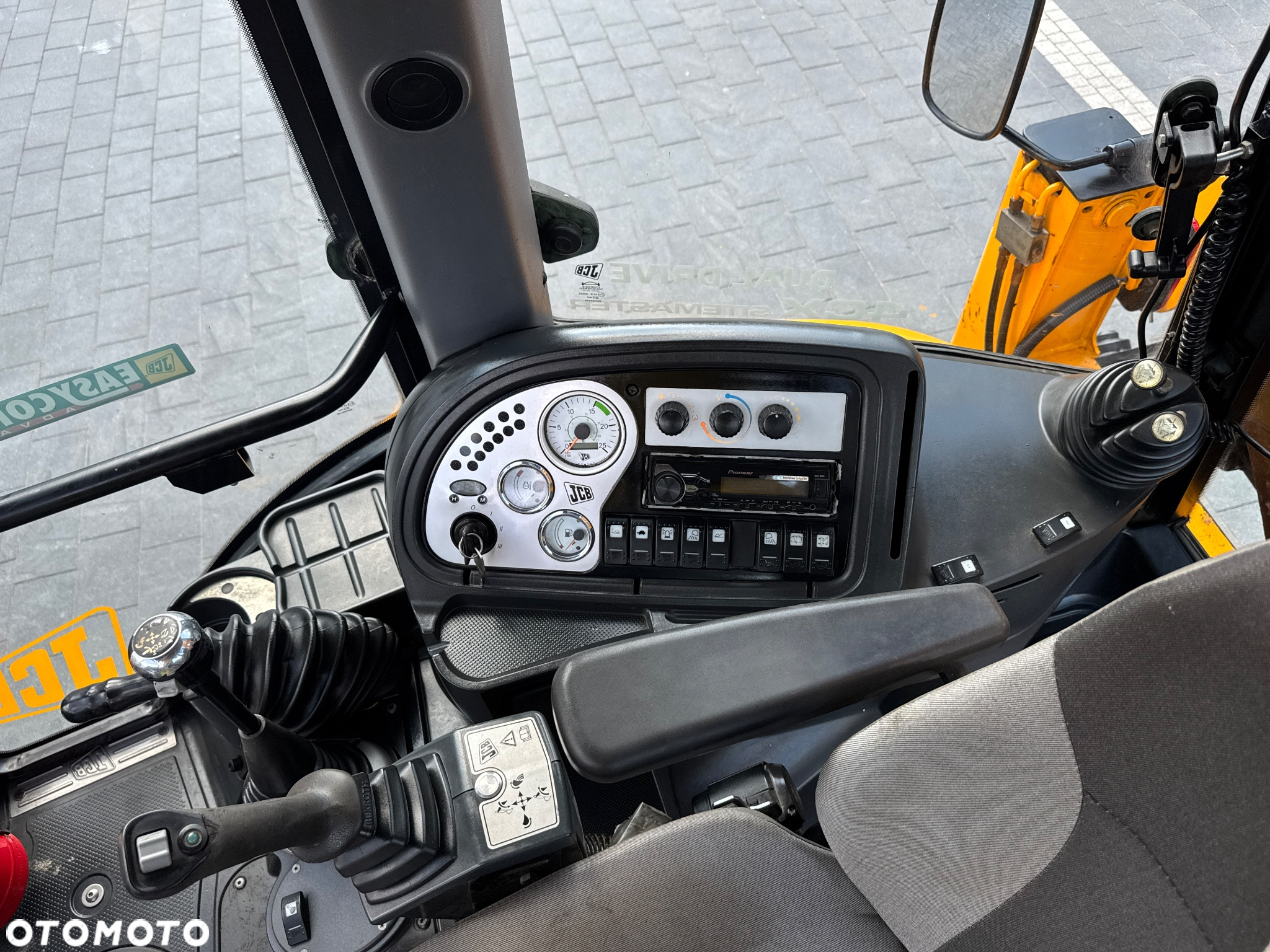 JCB 4CX!! Idealny stan!! Joystick!! Bardzo bogato wyposażona!! [koparko ładowarka] - 35