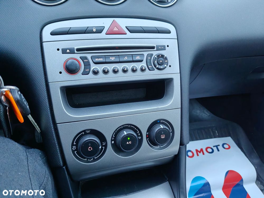 Peugeot 308 1.6 Premium - 25