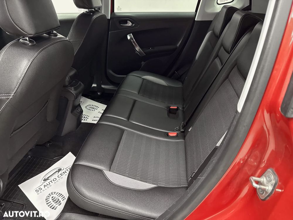 Peugeot 2008 PureTech 110 Stop&Start Allure - 16