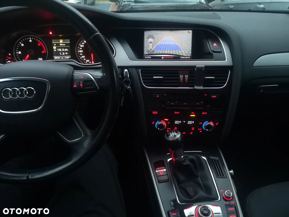 Audi A4 Avant 2.0 TDI - 15