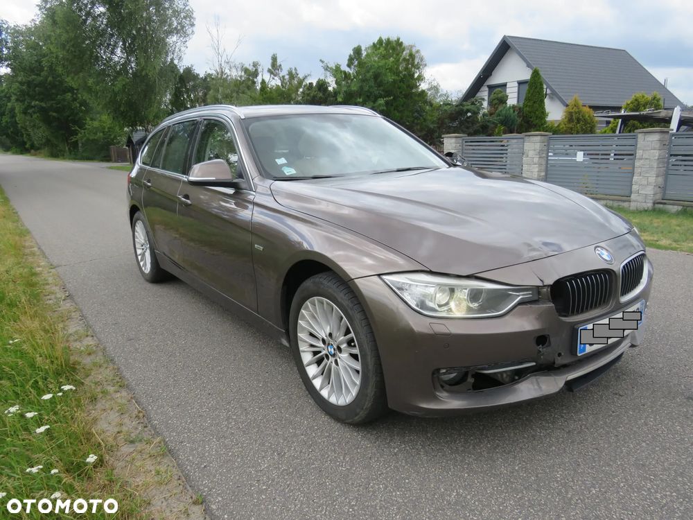 BMW Seria 3 320d Luxury Line - 11