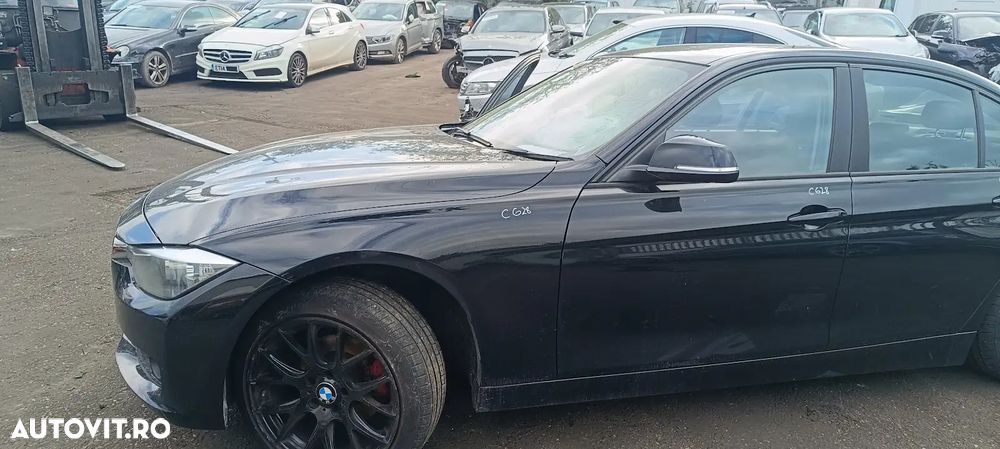 Dezmembrari / Dezmembrez BMW F30 320d 2.0 N47D20O1 cutie viteze automata cod culoare SCHWARZ II (668) - 4