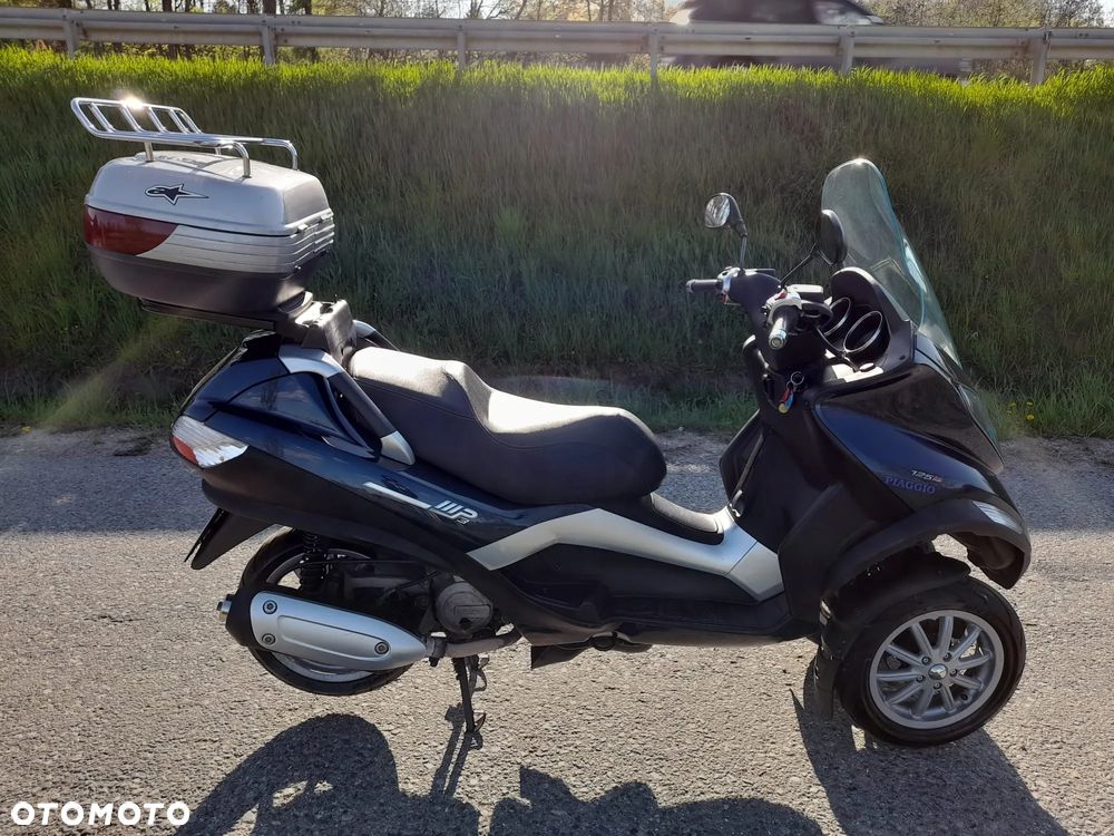 Piaggio MP-3 - 9