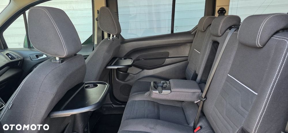 Ford Tourneo Connect 1.5 TDCi Titanium - 13