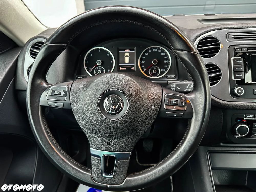 Volkswagen Tiguan - 31