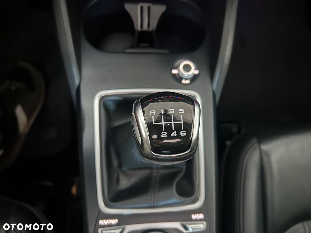 Audi Q2 30 TDI S line - 35