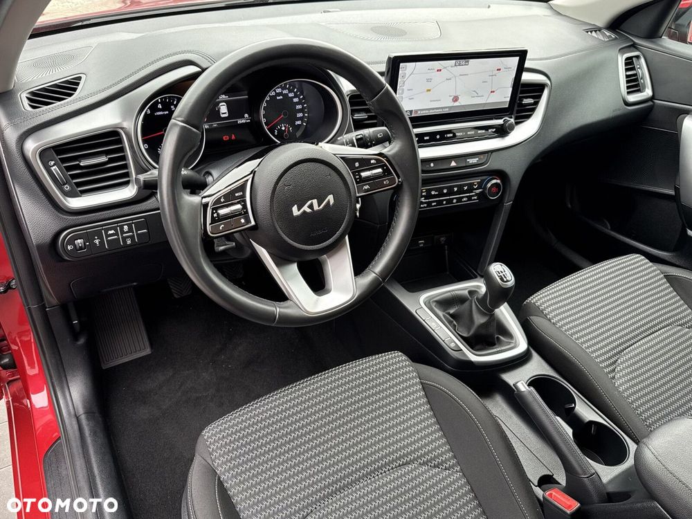 Kia Ceed 1.5 T-GDI M - 15
