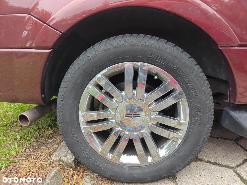 Ford Expedition - 21