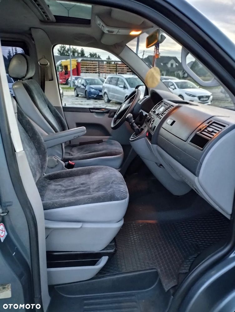Volkswagen Transporter - 35