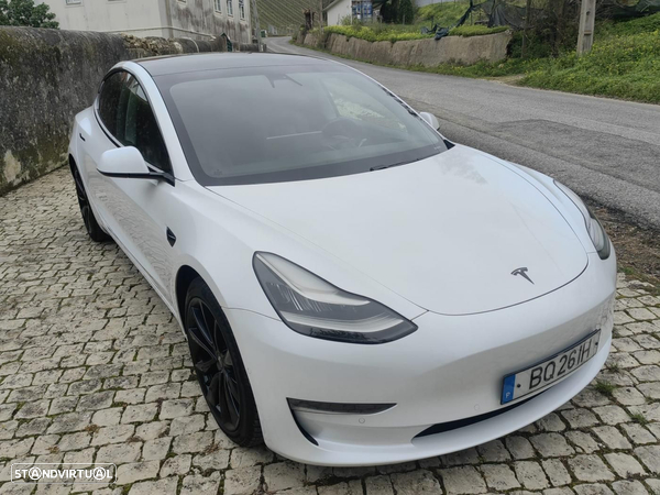 Tesla Model 3 Long Range AWD Dual Motor
