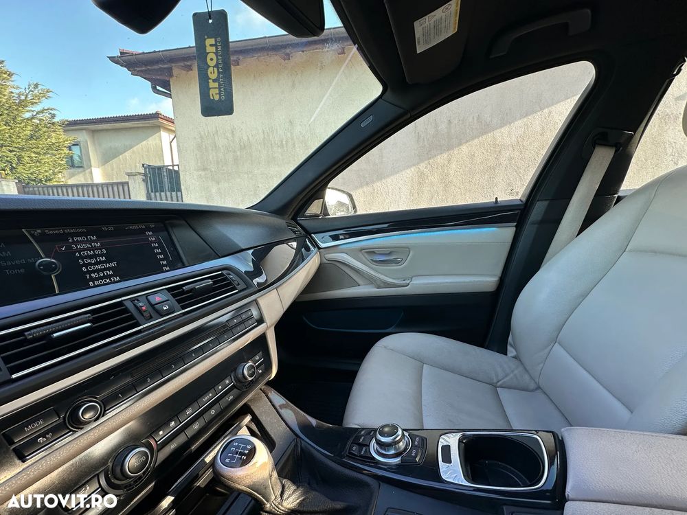 BMW Seria 5 520d Efficient Dynamics Edition - 30