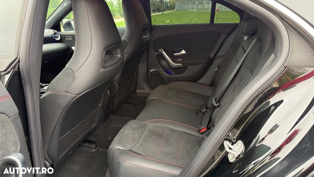 Mercedes-Benz CLA - 8