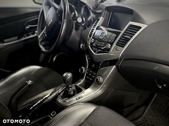 Chevrolet Cruze 1.4 T LT - 32