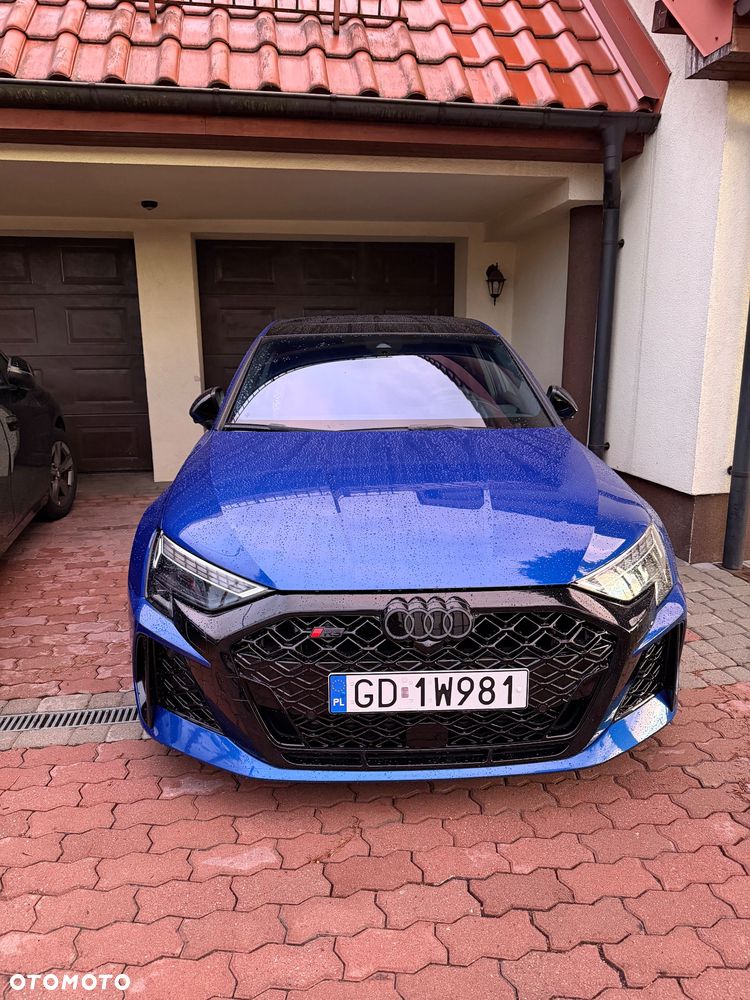 Audi RS3 Limousine - 2