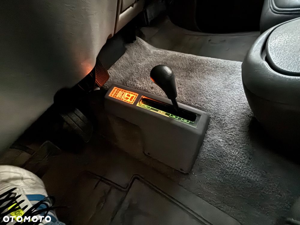 Chevrolet Tahoe - 13
