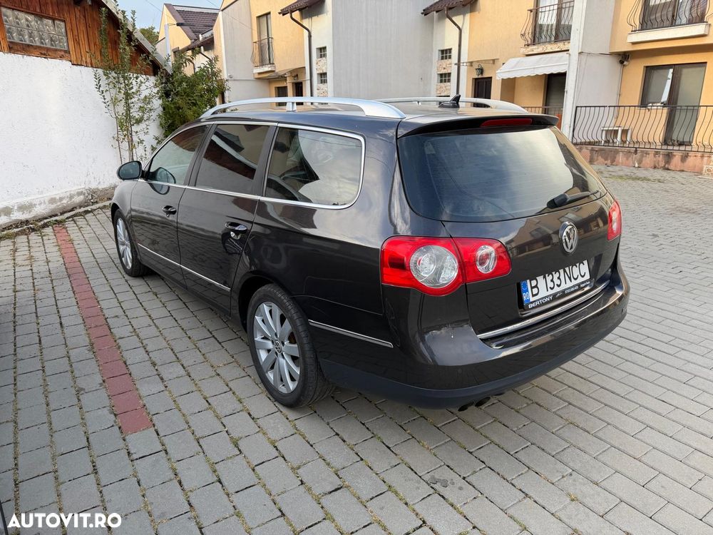Volkswagen Passat - 11