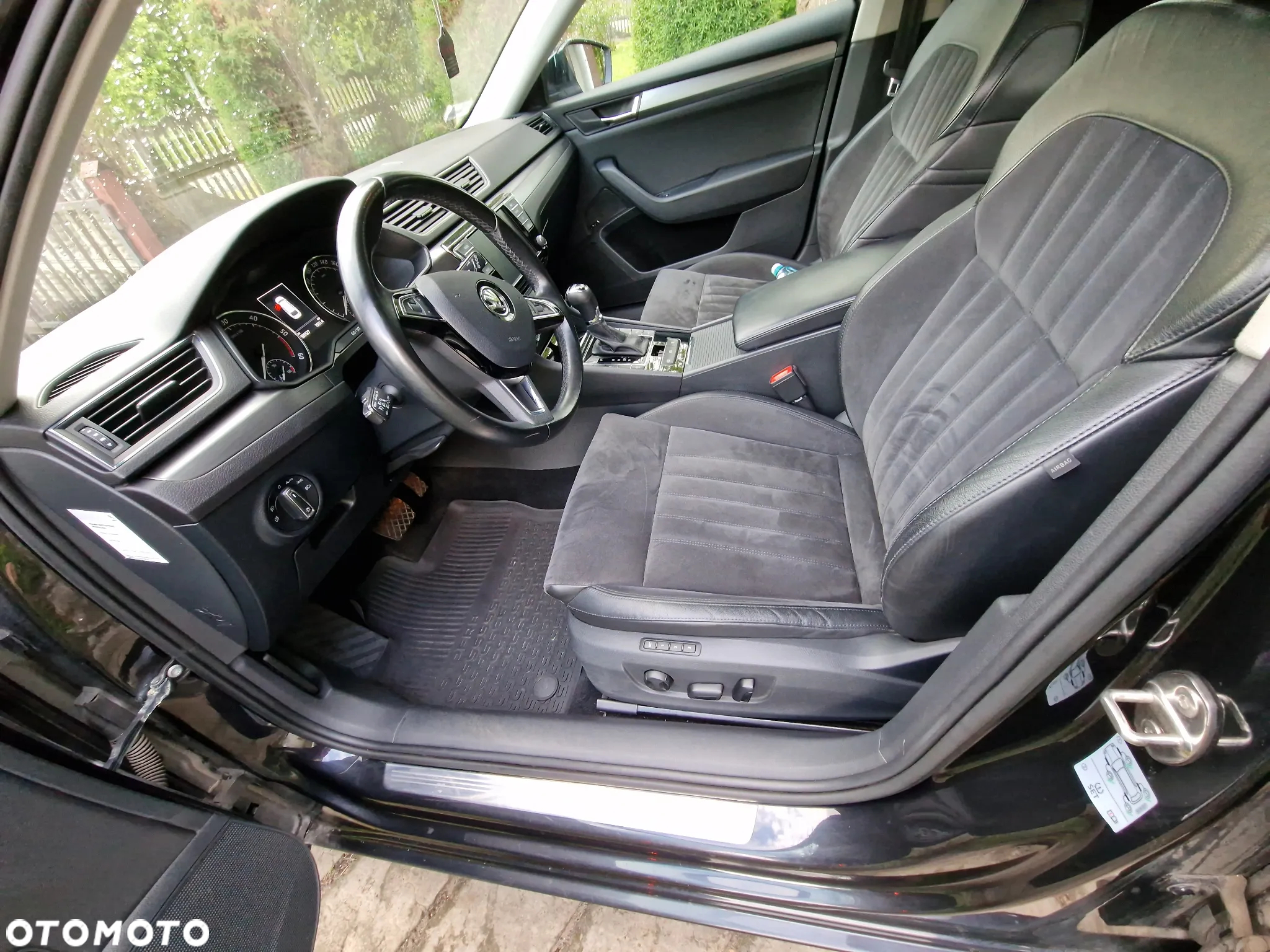 Skoda Superb 2.0 TDI 4x4 Style DSG - 17