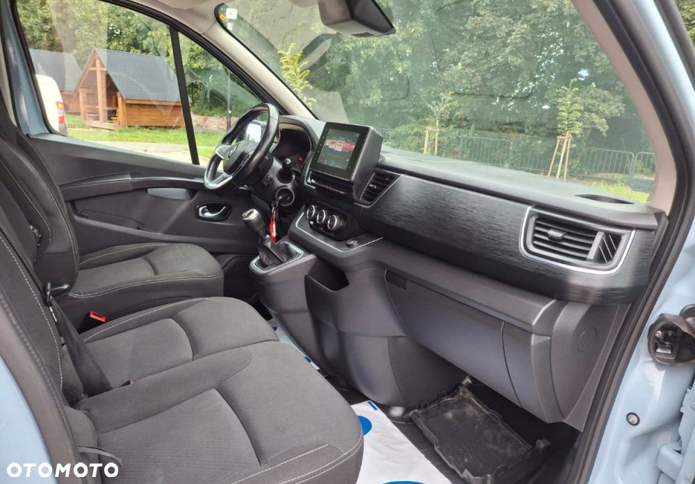 Renault Trafic - 29