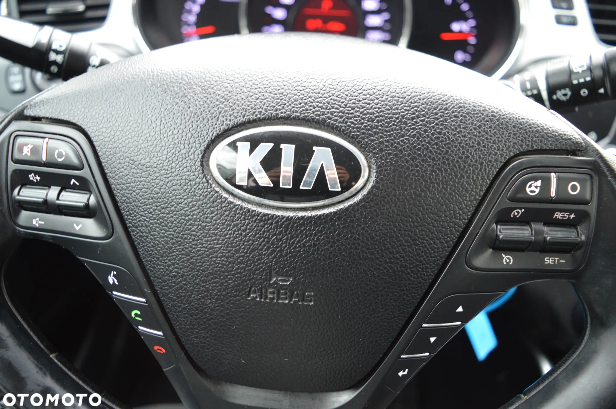 Kia Ceed 1.6 GDI DCT Vision - 21