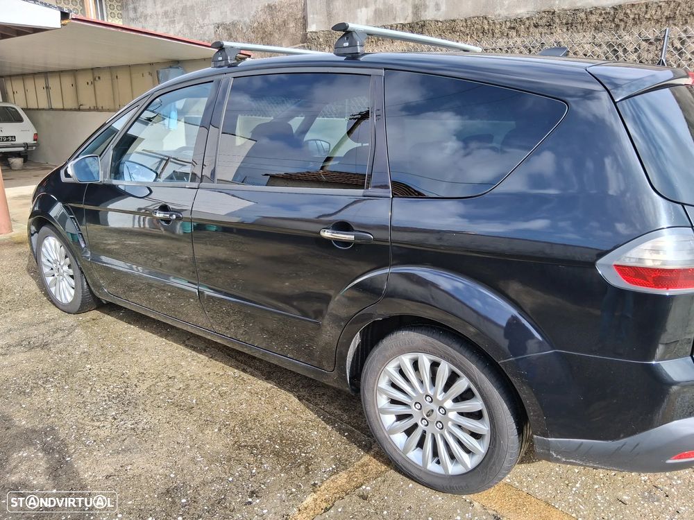 Ford S-Max 2.0 TDCi Titanium 7L - 4