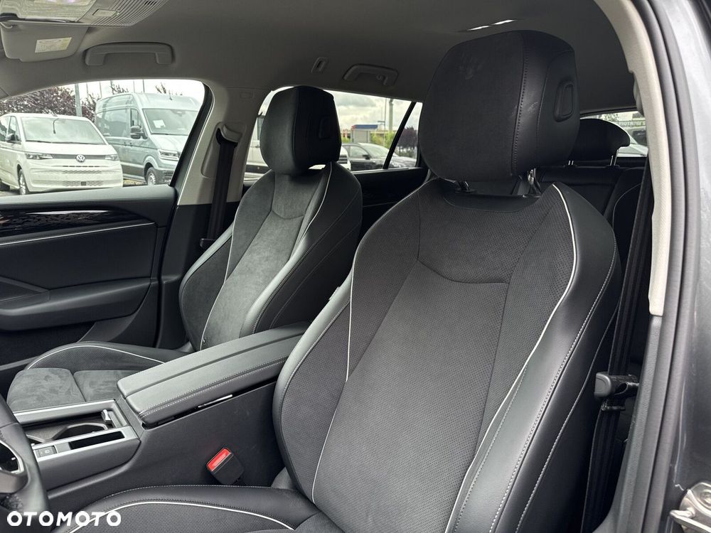 Volkswagen Passat Variant 1.5 TSI ACT mHEV Business Plus DSG - 15