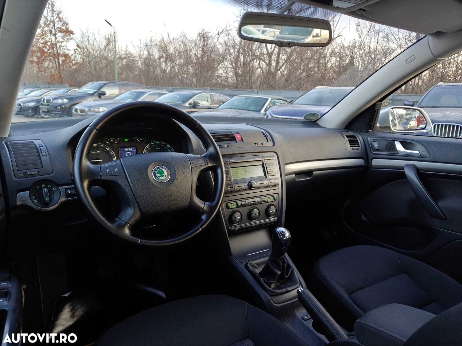 Skoda Octavia 2.0 TDI DPF Elegance - 7